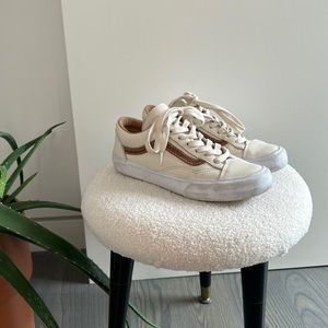Vans All Leather Old Skool Sample Style Cream and Luggage Brown Womens 7…